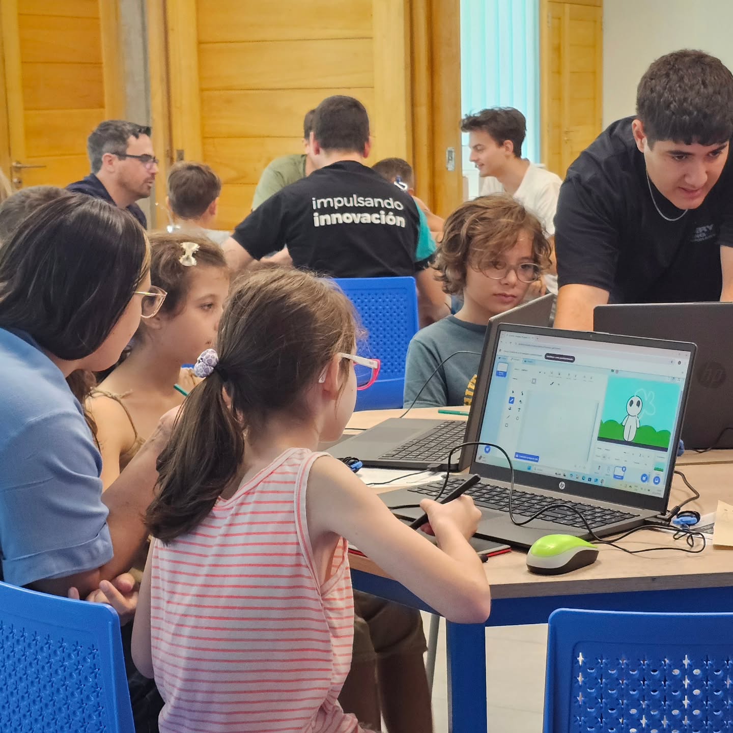 Estudiar en AGENPiA y en el Centro de Innovación