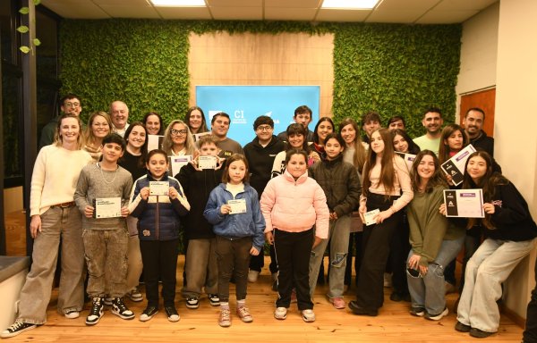 Nuevos egresados de AGENPiA y del CI
